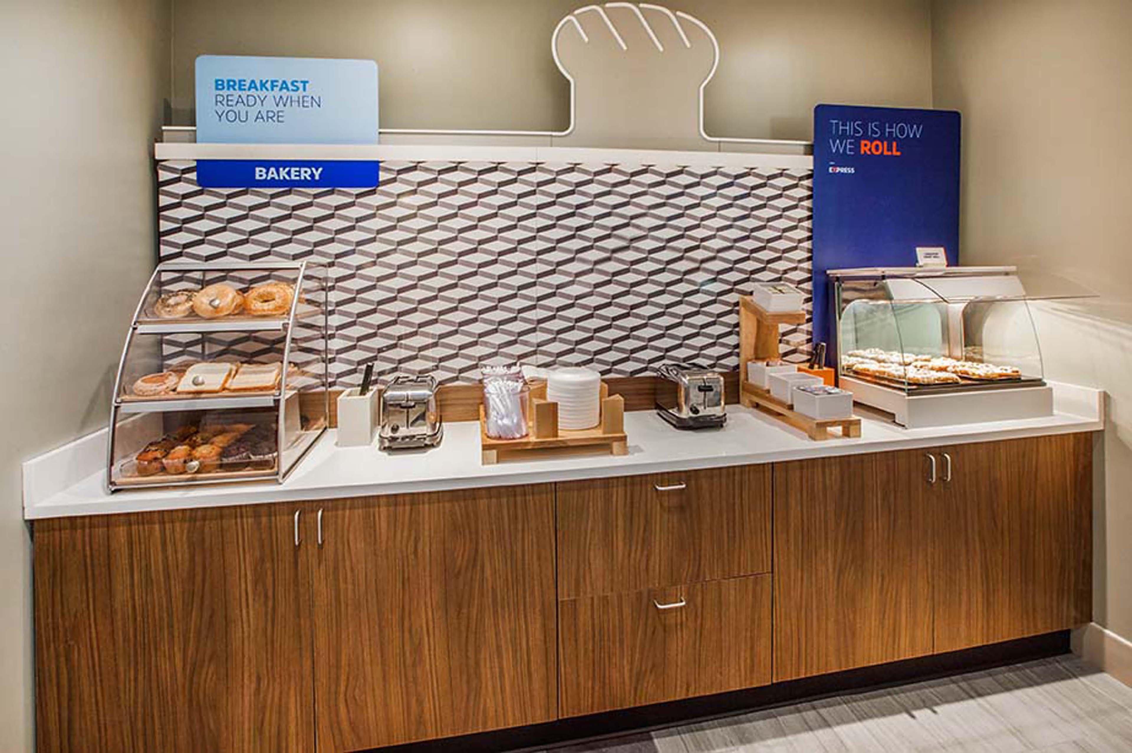 Holiday Inn Express & Suites Garland E - Lake Hubbard I30 By Ihg Extérieur photo